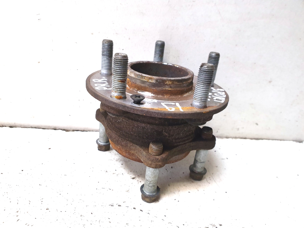 Kia Sportage (2016–2021) Front wheel hub Kia Sportage (2016–2021) Front wheel hub