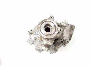 Infiniti Q30 (2015–2018) Veepump A6512000501 - 5