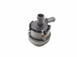   Auxiliary water pump  - A0005000686 