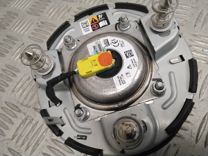 TOYOTA Yaris XP210 (2020–2026) Rooli turvapadi 45130K0040 - 2