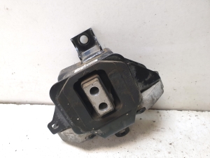 Kia Sportage (2016–2021) Gearbox mount 21830F1000 - 3