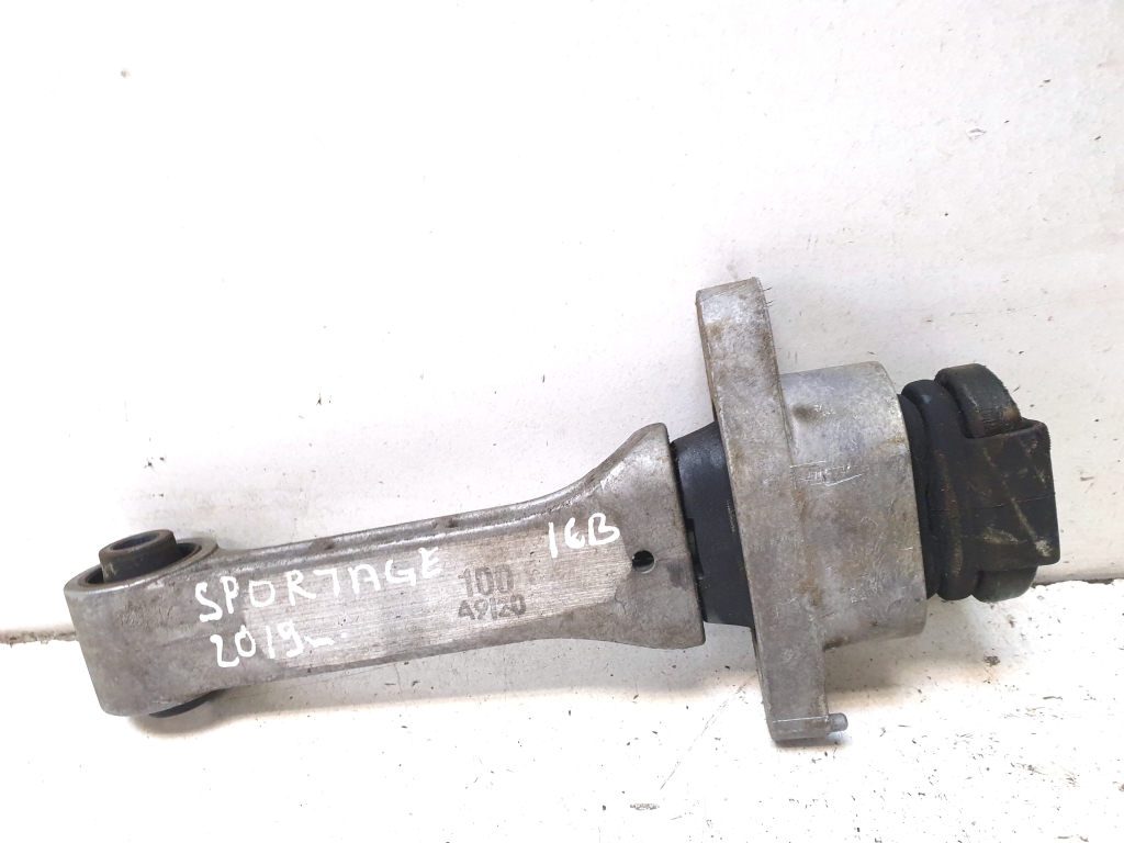 Kia Sportage (2016–2021) Engine mount A10049120