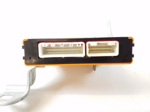 LEXUS GS (2005–2011) Light control module 8994030120 - 2