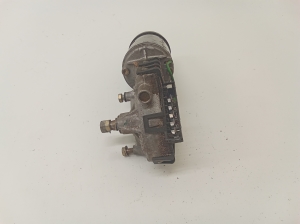 Mercedes Benz E-Class W210 (1995–2002) Windshield wiper motor 0390241420 - 2