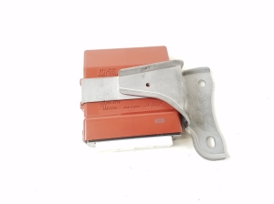 Aizmugurējo sānu durvju vadības bloks - 8922430080