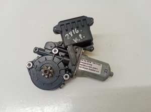 TOYOTA Auris E15 (2006–2012) Hinterer Seitentür-Fensterhebermotor 977555106 - 3