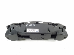 Mercedes Benz CLS-Class 219 (2004–2010) Heater control panel A2198301085 - 4