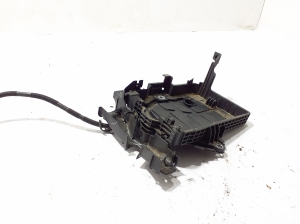 Dacia Sandero III (2021–2026) Batteriehalter 244280656R - 4