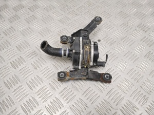 Hyundai Kona (2017–2023) Auxiliary water pump 369100E650 - 3