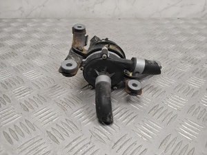 Hyundai Kona (2017–2023) Auxiliary water pump 369100E650 - 4
