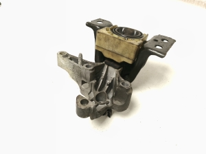 RENAULT Clio IV (2012–2019) Engine mount 112345638R - 4