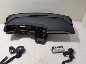 RENAULT Scenic E-Tech I (2024–2026) Dashboard 681009845R - 2