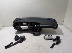   Dashboard  - 681009845R 