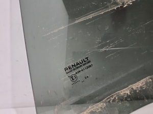 RENAULT Scenic E-Tech I (2024–2026) Rear side door glass 823010743R - 2