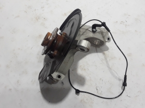 RENAULT Scenic E-Tech I (2024–2026) Front wheel hub 400155612R - 2