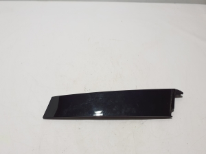   Front door outer window molding  - 802842679R 