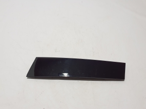   Rear side door outer window molding  - 822822645R 