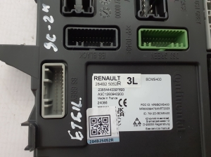 RENAULT Scenic E-Tech I (2024–2026) Comfort control module 284B25052R - 3