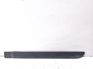 Aizmugurējo sānu durvju līste - PZ49UX052104