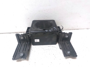 Hyundai Kona (2017–2023) Alarmsirene 05740200 - 3