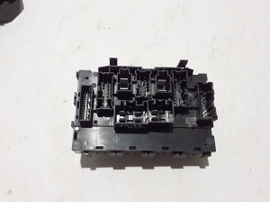 RENAULT Scenic E-Tech I (2024–2026) Kaitsmekarp salongis 243229594R - 3