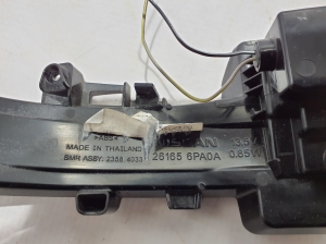 RENAULT Scenic E-Tech I (2024–2026) Side mirror turn signal 261656PA0A - 3
