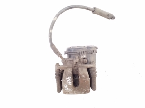   Rear brake caliper  - 440015DA0B 