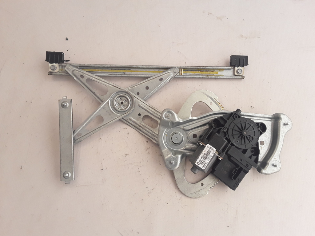 RENAULT Scenic 3 generation (2009-2015) Rear left door window lifter 827216769R 21086560