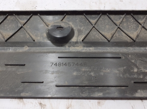 RENAULT Scenic E-Tech I (2024–2026) Underbody shield 748145744R - 2