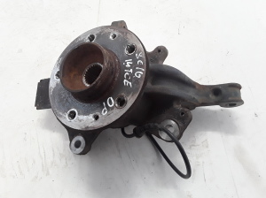 RENAULT Scenic (2009–2015) Front wheel hub 400140080R - 3
