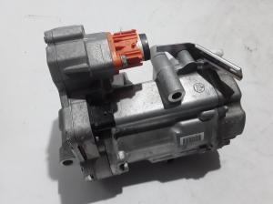 Konditsioneeri kompressor - 926005MP0A