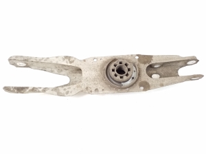 Infiniti Q30 (2015–2018) Rear control arm A2463520202 - 3