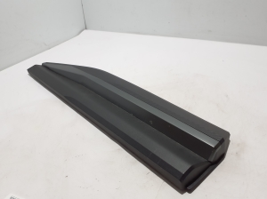 RENAULT Scenic E-Tech I (2024–2026) Rear side door molding 828206526R - 5