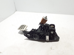 RENAULT Scenic E-Tech I (2024–2026) Piduripedaal 465015776R - 4