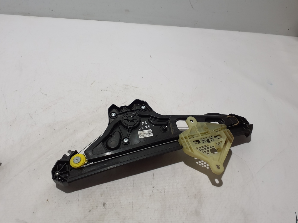 RENAULT Scenic E-Tech I (2024–2026) Rear side door window regulator 827201511R RENAULT Scenic E-Tech I (2024–2026) Rear side door window regulator 827201511R