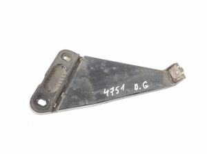 Infiniti Q30 (2015–2018) Rear bumper bracket A1568850814 - 2