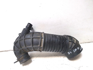 AUDI A4 B7 (2004–2008) Air intake hose 8E0129615 - 5