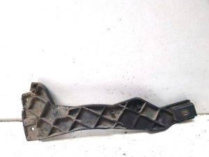 Front bumper bracket - 8E0807203B
