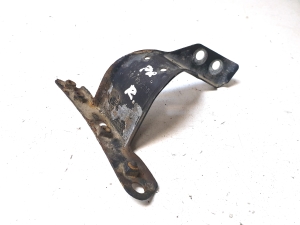 Front fender bracket - 8E0821136A