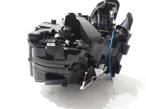 Dacia Sandero III (2021–2026) Heizung und ihre Teile 272107044R - 5