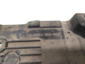 Mercedes Benz EQE V295 (2022–2026) Põhjakaitse A2956809202 - 3