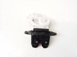   Trunk lid lock  - 905025DA0A 