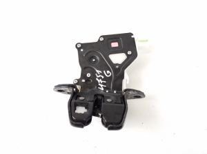 Infiniti Q30 (2015–2018) Trunk lid lock 905025DA0A - 2