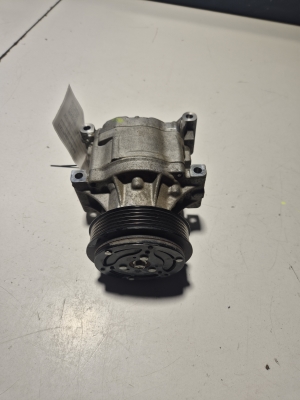 FIAT Panda (2012–2026) A/C compressor 52121921 - 2