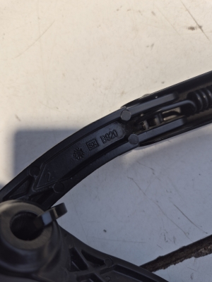 FIAT Panda (2012–2026) Windshield wiper arm B920 - 4