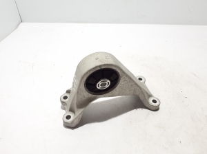 RENAULT Scenic E-Tech I (2024–2026) Engine mount 113205MP0A - 3