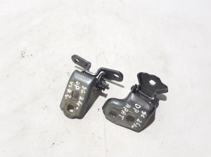 RENAULT Scenic E-Tech I (2024–2026) Front door top hinge 804005861R - 2