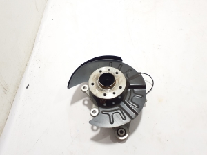  Rear wheel hub  - 430B14225R 