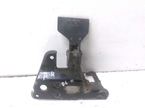 AUDI A4 B7 (2004–2008) Hood latch 8E0823480F - 3