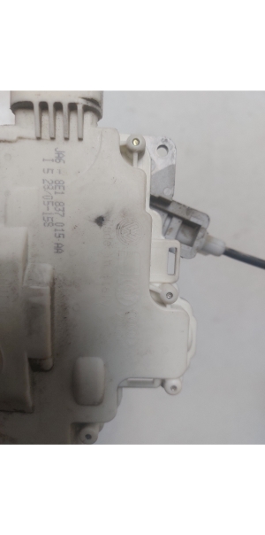 AUDI A4 B7 (2004–2008) Front door lock 8E1837015 - 3